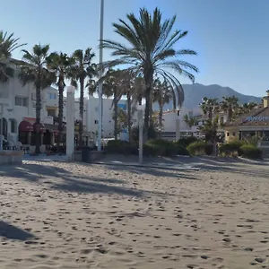 Exclusivo Puerto Marina España
